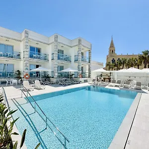 2* Aparthotel Marina Luz